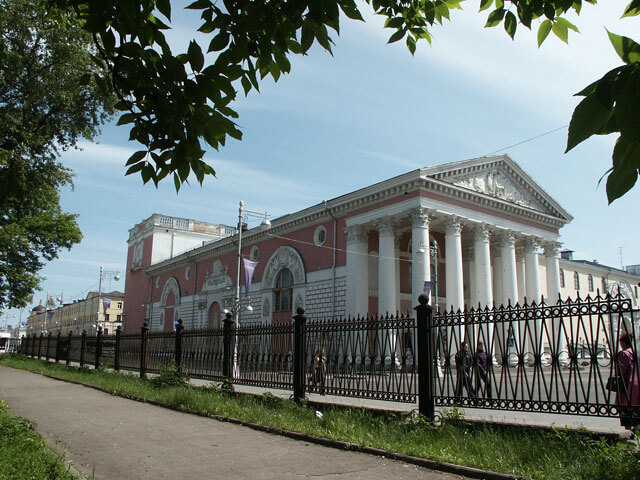 фото Тверской академический театр драмы откроет сезон на большой сцене Маскарадом