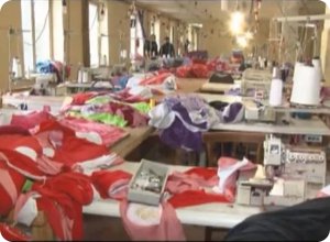 Сотрудники УФМС остановили незаконный пошив одежды