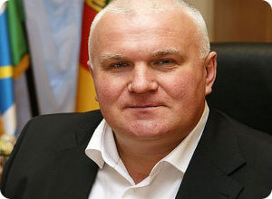 Глава Конаковского района и его заместитель обвиняются в попытке получения крупной взятки