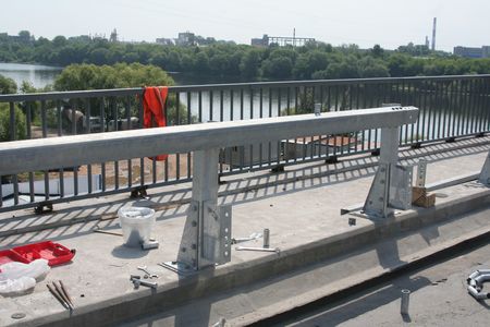 Движение по Восточному мосту в Твери будет возобновлено в срок