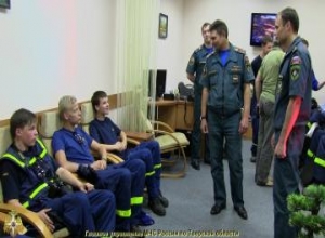 фото Немецкий молодежный отряд THW-Jugend продолжает знакомится с работой тверских пожарных и спасателей