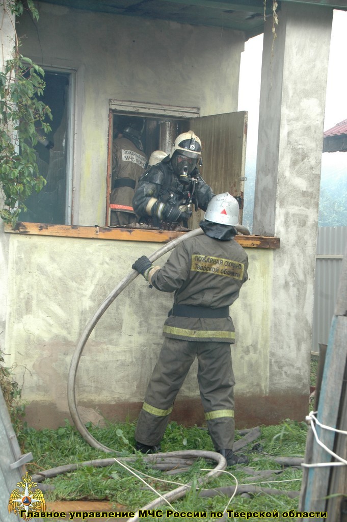 Уточнённая информация по пожару в Калининском районе
