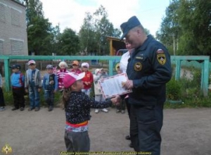 В детском саду Сандовского района прошла викторина "Юные пожарные спешат на помощь"