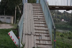 Благоустройство: Ремонт пешеходного моста через Волгу