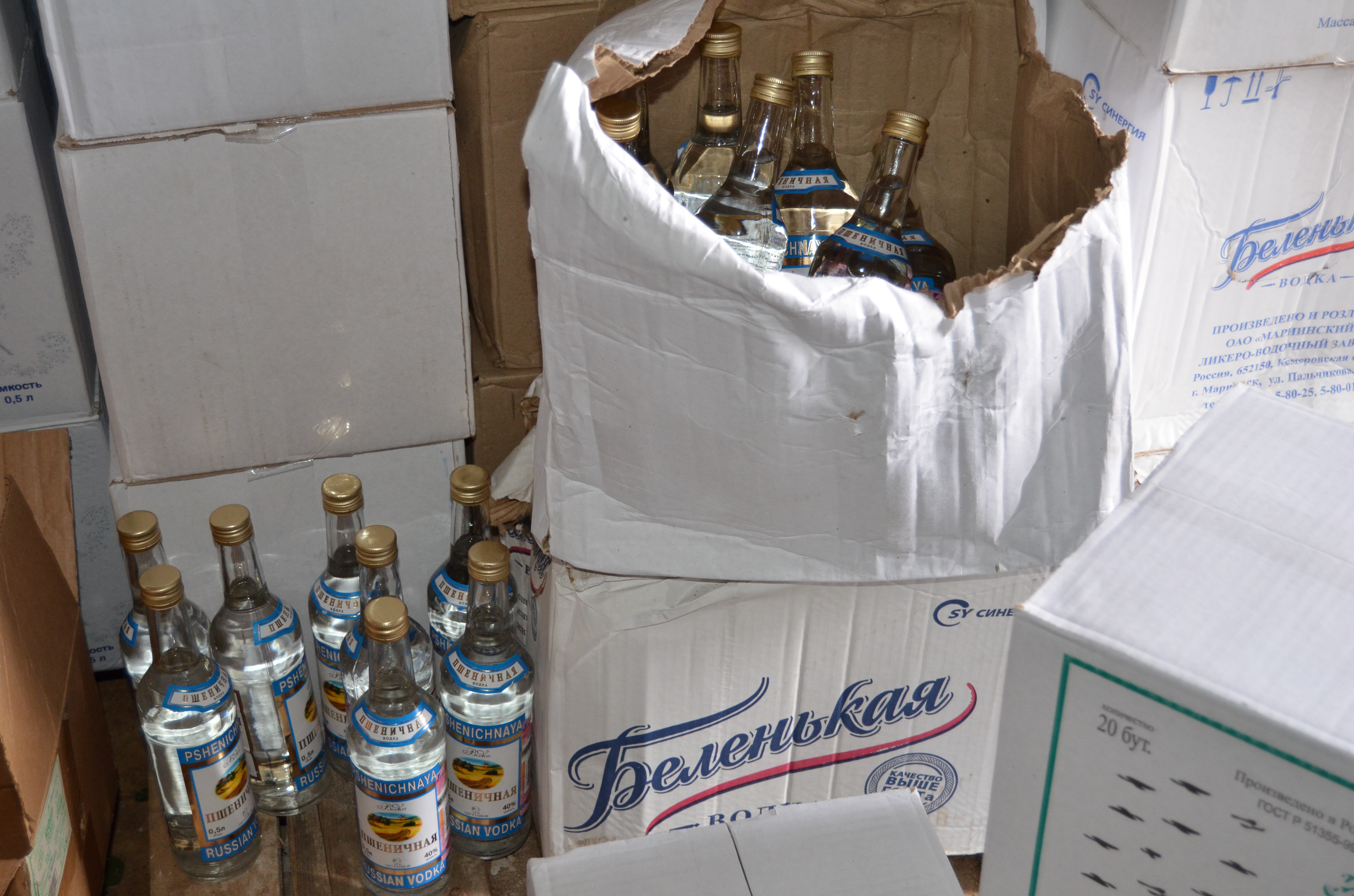 Тверские полицейские изъяли из незаконного оборота более 5 тысяч литров алкогольной продукции