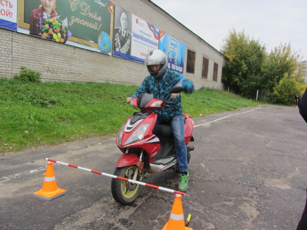 В Твери проведён конкурс среди водителей двухколёсных транспортных средств МотоМастер-2013