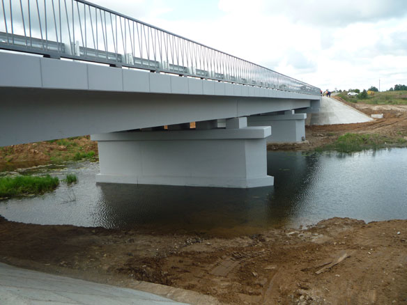В Сонковском районе введен в эксплуатацию мост через реку Корожечна, расположенный на автодороге Сонково-Кой