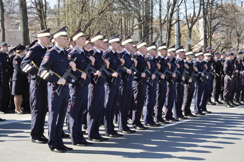 Молодые сотрудники пополнили ряды Госавтоинспекции Тверской области