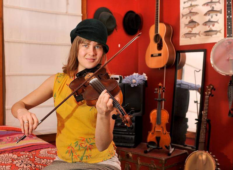 В Твери выступит восходящая звезда мировой кельтской скрипичной сцены Кейт Фритц