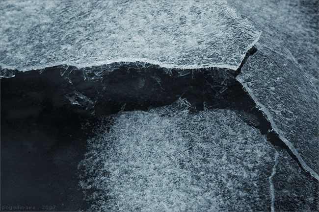 фото МЧС призывает жителей области не выходить на неокрепший лед