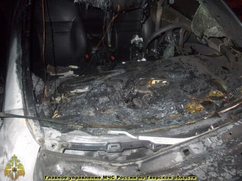 фото В Вышневолоцком районе сгорел автомобиль