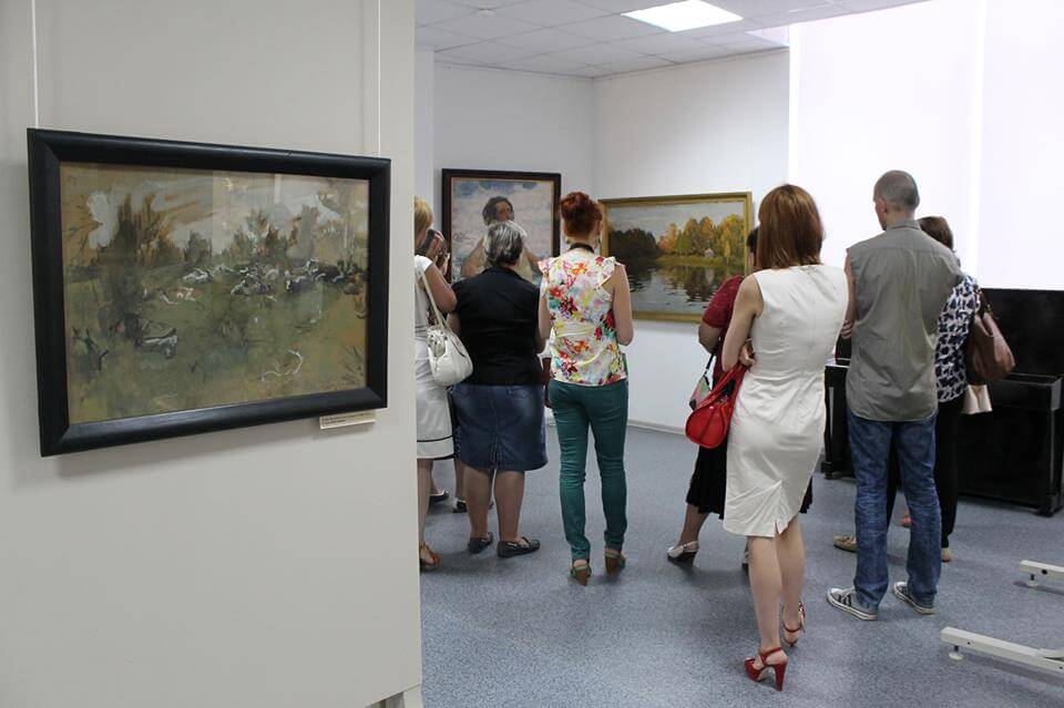 В Твери открылась художественная выставка "Художники Тверского края"