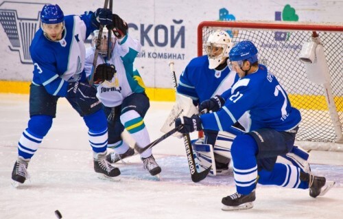 фото Тверской хоккейный клуб обыграл Торпедо со счетом 3:1