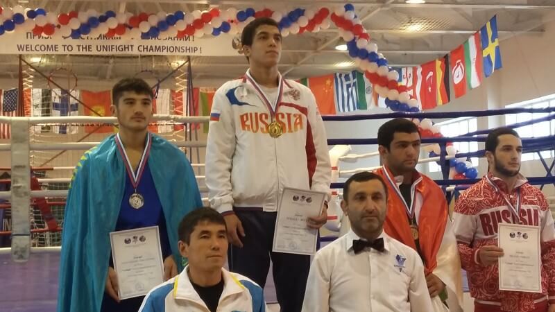 Ботыр Нуралиев стал первым в истории Верхневолжья чемпионом мира по универсальному бою