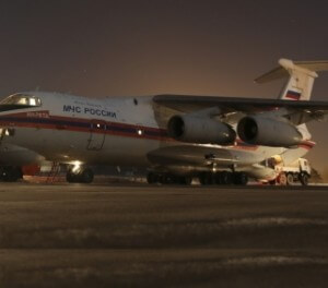 фото Первый самолет Ил-76 МЧС России прилетел в Москву из Шарм-эль-Шейха с багажом российских туристов