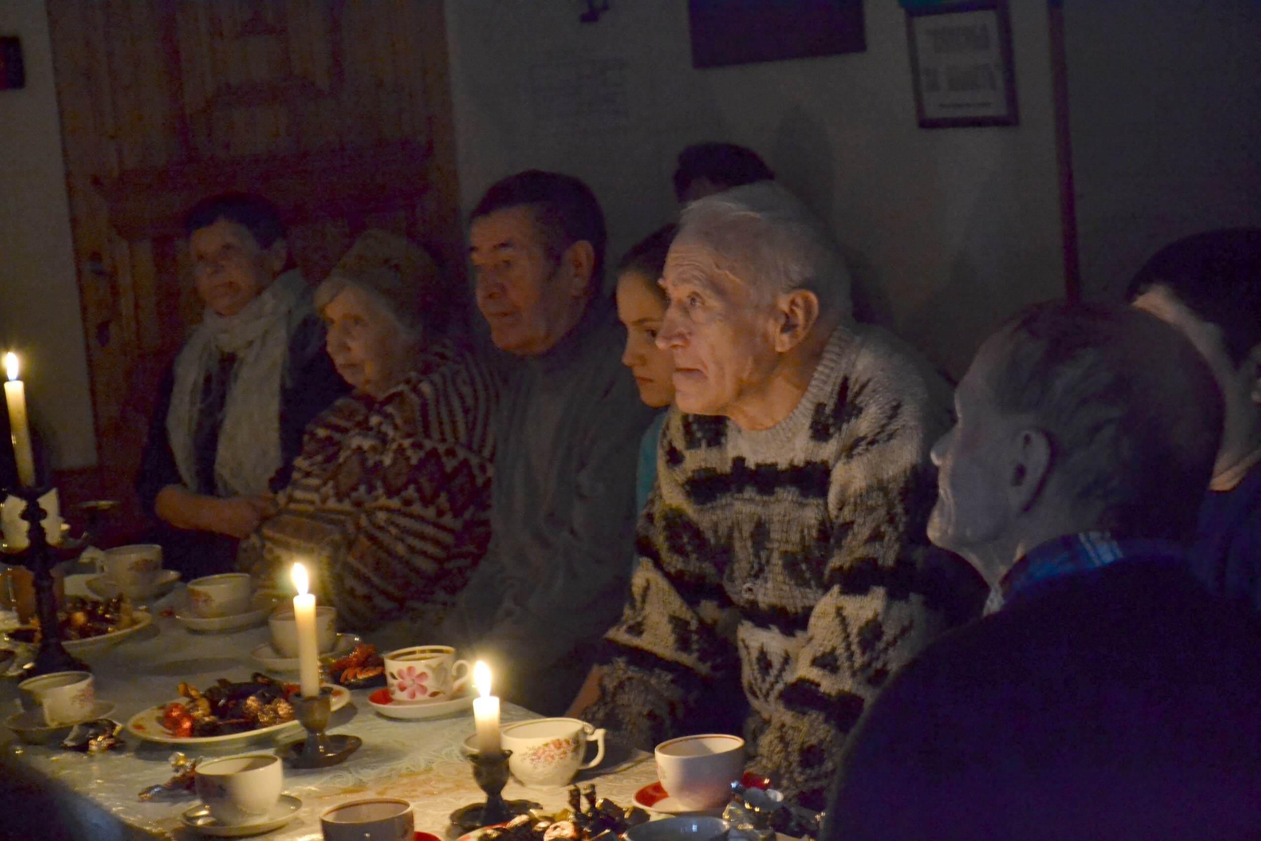 В Лихославле активисты МОО "Добродетель" организовали празднование Дня матери для жильцов Жереховского дома-интерната