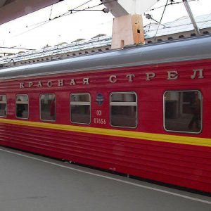 фото Легендарный поезд "Красная стрела" сообщением "Санкт-Петербург – Москва" совершил юбилейный рейс