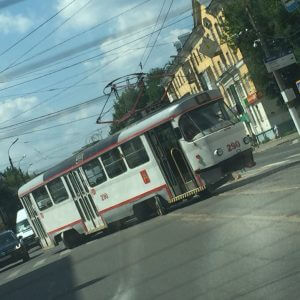 фото В Твери трамвай сошел с рельсов