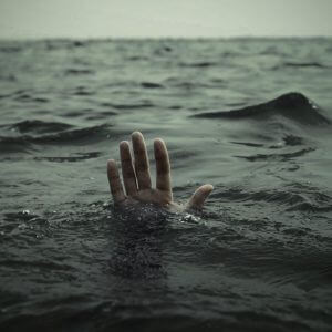фото В Кимрах устанавливают личность утонувшего мужчины