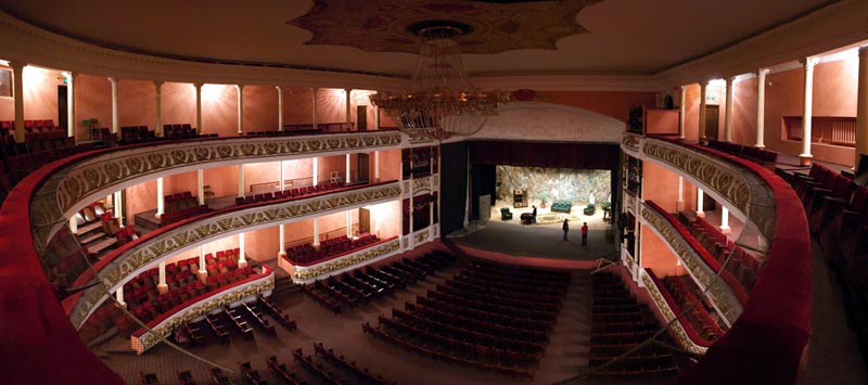Тверской театр драмы приглашает на спектакли в ноябре