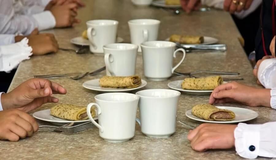 На оплату школьных завтраков в Тверской области направят более 111 млн рублей